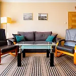 Lewicka Street Nice And Comfy Flat